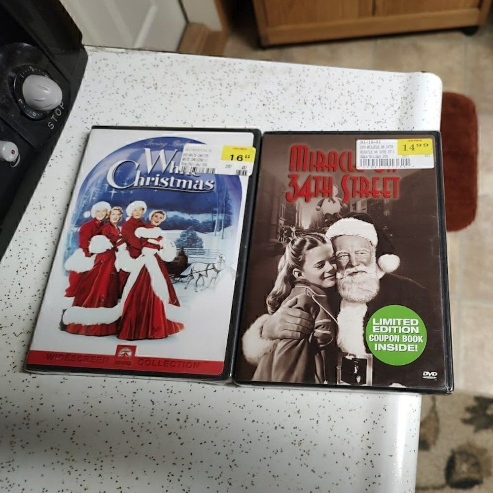 New And Sealed Miracle On 34th Street And White Christmas DVD